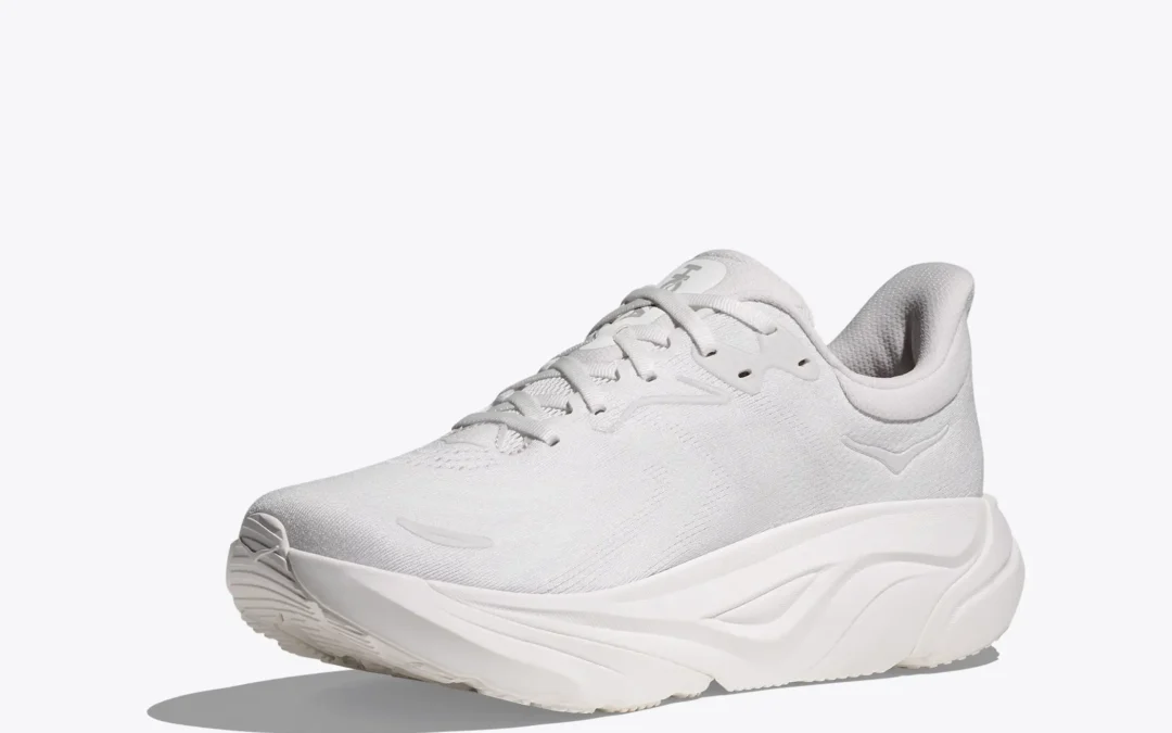 Hoka Arahi 8 Review: A Softer, Lighter, Very Different Update to a Fan Favorite